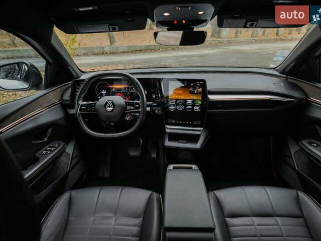 Белый Рено Megane E-Tech, объемом двигателя 0 л и пробегом 89 тыс. км за 19800 $, фото 28 на Automoto.ua