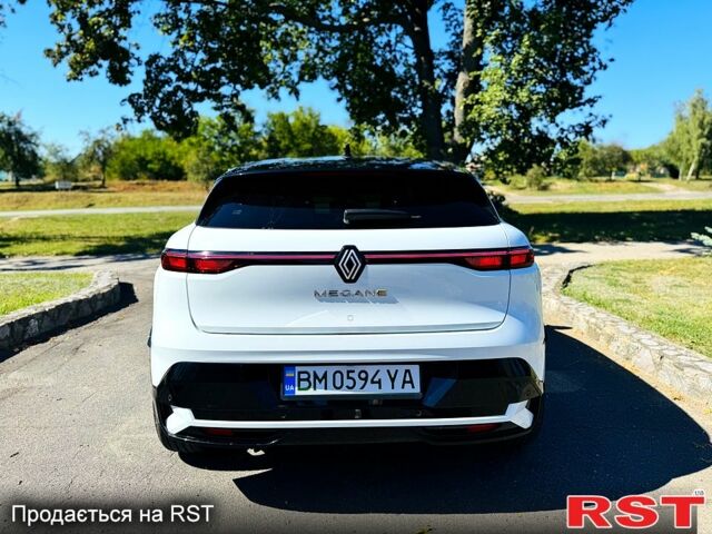 Білий Рено Megane E-Tech, об'ємом двигуна 0 л та пробігом 3 тис. км за 29500 $, фото 2 на Automoto.ua