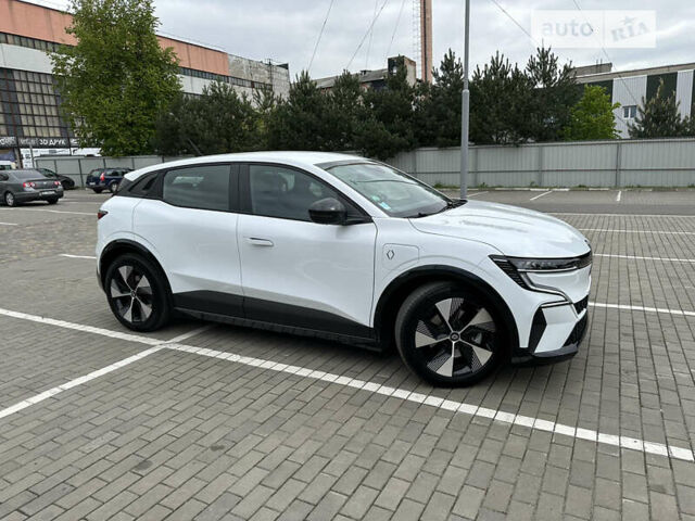 Білий Рено Megane E-Tech, об'ємом двигуна 0 л та пробігом 5 тис. км за 22500 $, фото 4 на Automoto.ua