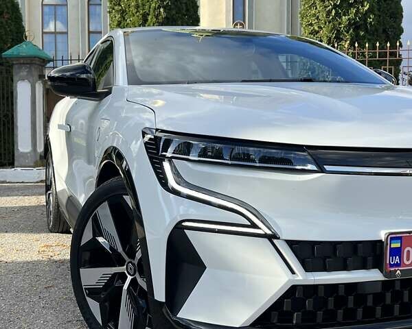 Рено Megane E-Tech 2023 в Дубно на Automoto.ua Белый Рено Megane E-Tech, объемом двигателя 0 л и пробегом 59 тыс. км за 22750 $, фото 4 на Automoto.ua
