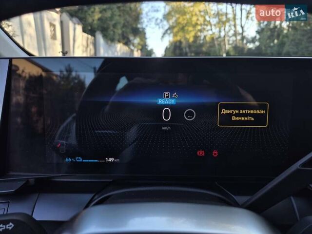 Белый Рено Megane E-Tech, объемом двигателя 0 л и пробегом 7 тыс. км за 20336 $, фото 16 на Automoto.ua