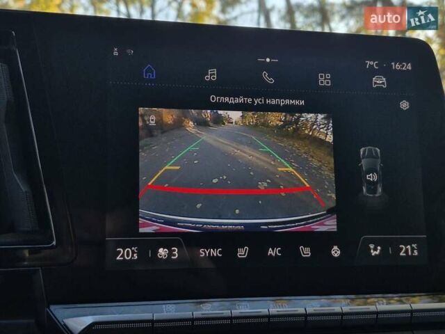 Белый Рено Megane E-Tech, объемом двигателя 0 л и пробегом 7 тыс. км за 20336 $, фото 24 на Automoto.ua