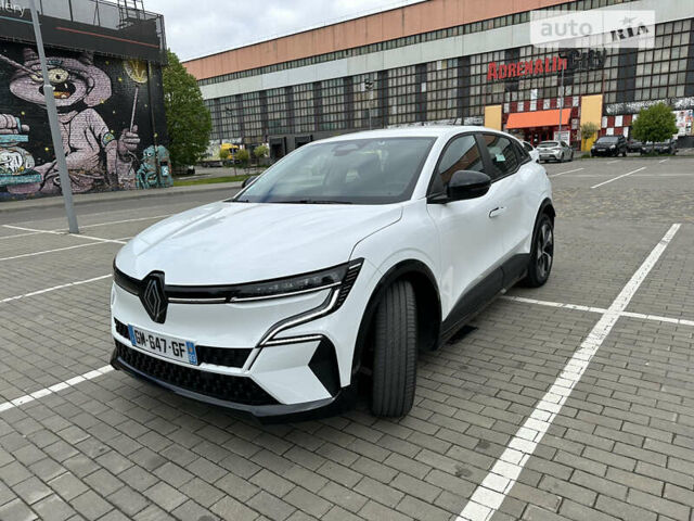 Білий Рено Megane E-Tech, об'ємом двигуна 0 л та пробігом 5 тис. км за 22500 $, фото 22 на Automoto.ua