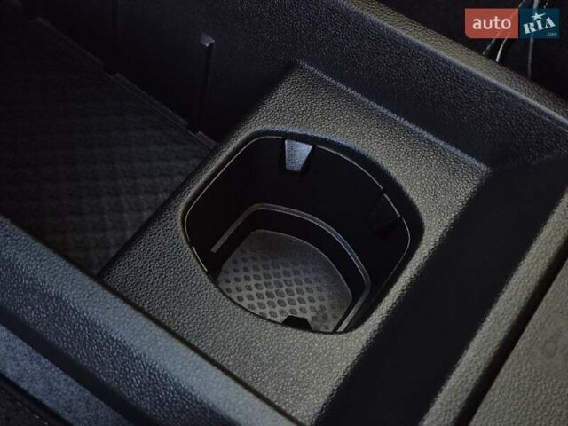 Рено Megane E-Tech 2023 в Львове на Automoto.ua Белый Рено Megane E-Tech, объемом двигателя 0 л и пробегом 7 тыс. км за 20431 $, фото 23 на Automoto.ua