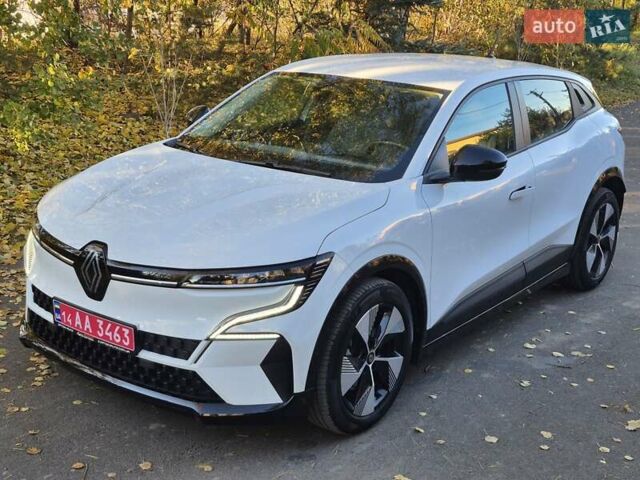 Рено Megane E-Tech 2023 в Львове на Automoto.ua Белый Рено Megane E-Tech, объемом двигателя 0 л и пробегом 7 тыс. км за 20431 $, фото 10 на Automoto.ua