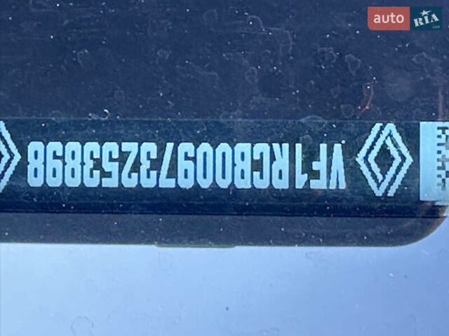 Білий Рено Megane E-Tech, об'ємом двигуна 0 л та пробігом 3 тис. км за 20500 $, фото 26 на Automoto.ua