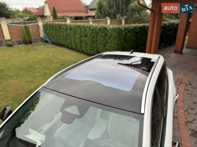 Білий Рено Megane E-Tech, об'ємом двигуна 0 л та пробігом 10 тис. км за 19700 $, фото 30 на Automoto.ua