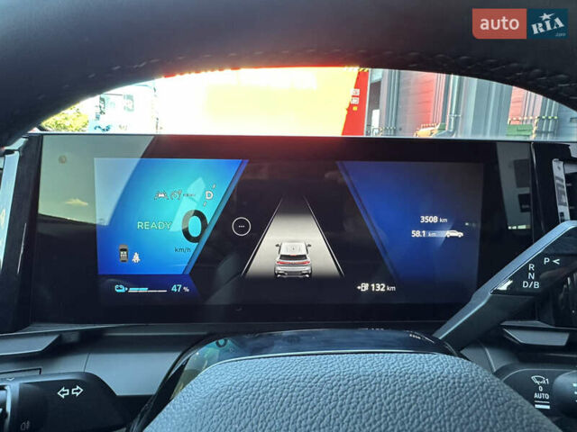 Білий Рено Megane E-Tech, об'ємом двигуна 0 л та пробігом 3 тис. км за 20500 $, фото 17 на Automoto.ua