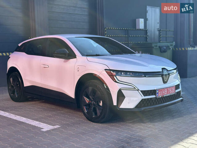 Білий Рено Megane E-Tech, об'ємом двигуна 0 л та пробігом 3 тис. км за 20500 $, фото 5 на Automoto.ua