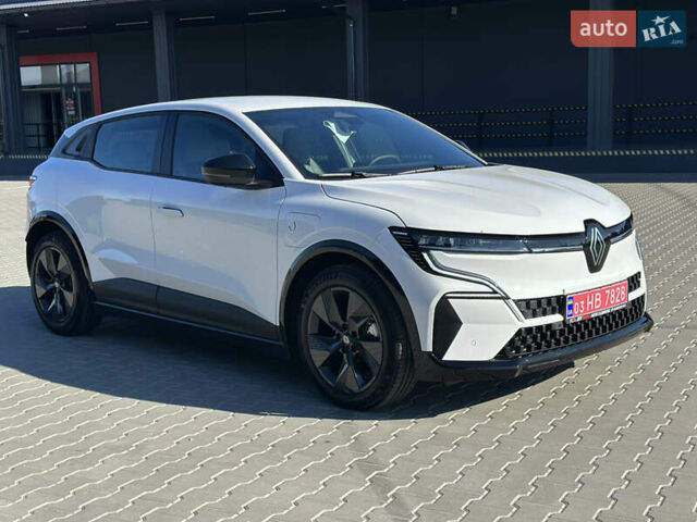 Білий Рено Megane E-Tech, об'ємом двигуна 0 л та пробігом 3 тис. км за 20500 $, фото 1 на Automoto.ua