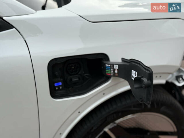Білий Рено Megane E-Tech, об'ємом двигуна 0 л та пробігом 10 тис. км за 19700 $, фото 26 на Automoto.ua
