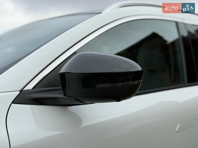 Білий Рено Megane E-Tech, об'ємом двигуна 0 л та пробігом 10 тис. км за 19700 $, фото 4 на Automoto.ua