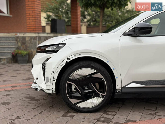 Білий Рено Megane E-Tech, об'ємом двигуна 0 л та пробігом 10 тис. км за 19700 $, фото 2 на Automoto.ua