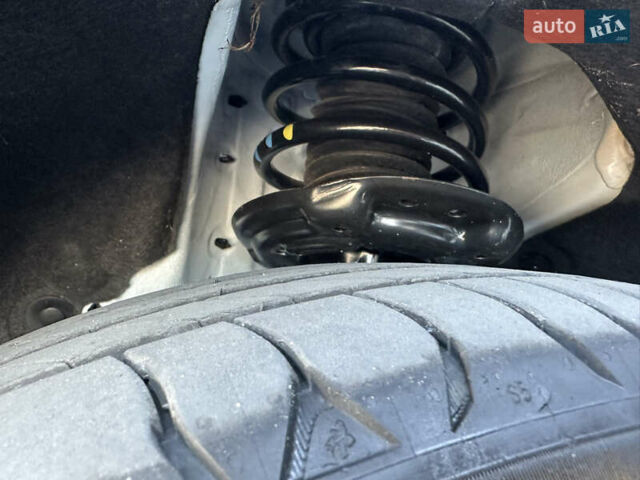 Білий Рено Megane E-Tech, об'ємом двигуна 0 л та пробігом 3 тис. км за 20500 $, фото 20 на Automoto.ua