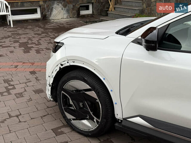 Білий Рено Megane E-Tech, об'ємом двигуна 0 л та пробігом 10 тис. км за 19700 $, фото 3 на Automoto.ua