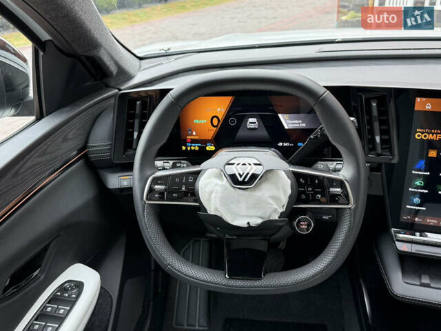 Білий Рено Megane E-Tech, об'ємом двигуна 0 л та пробігом 10 тис. км за 19700 $, фото 81 на Automoto.ua