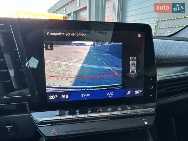 Білий Рено Megane E-Tech, об'ємом двигуна 0 л та пробігом 3 тис. км за 20500 $, фото 11 на Automoto.ua