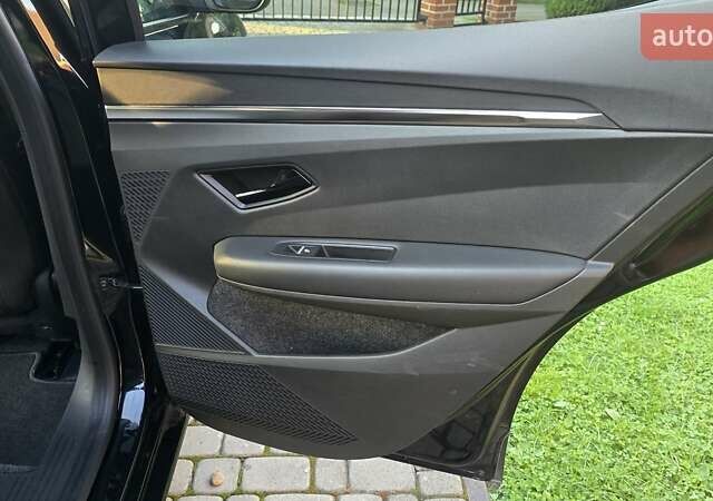 Чорний Рено Megane E-Tech, об'ємом двигуна 0 л та пробігом 103 тис. км за 19200 $, фото 14 на Automoto.ua