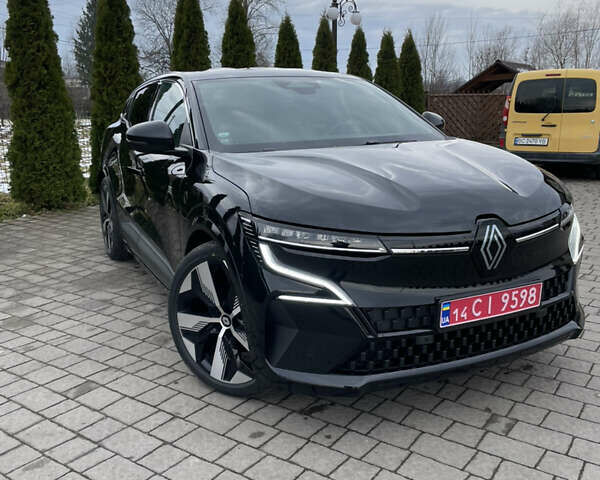 Чорний Рено Megane E-Tech, об'ємом двигуна 0 л та пробігом 111 тис. км за 21900 $, фото 11 на Automoto.ua