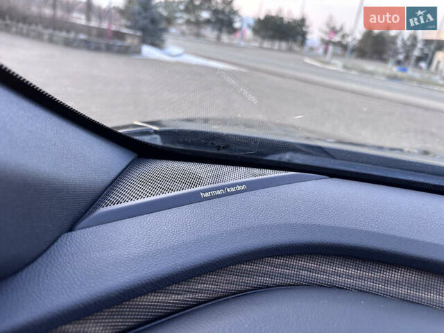Черный Рено Megane E-Tech, объемом двигателя 0 л и пробегом 12 тыс. км за 20500 $, фото 9 на Automoto.ua