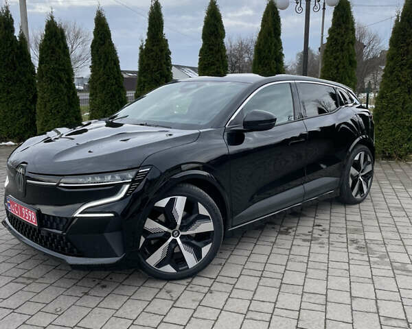 Чорний Рено Megane E-Tech, об'ємом двигуна 0 л та пробігом 111 тис. км за 21900 $, фото 3 на Automoto.ua