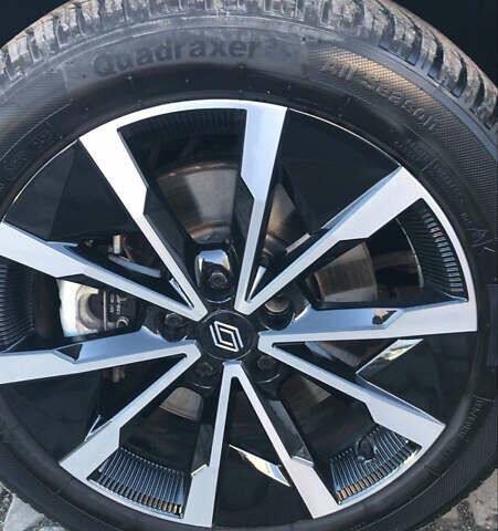 Черный Рено Megane E-Tech, объемом двигателя 0 л и пробегом 107 тыс. км за 17999 $, фото 16 на Automoto.ua