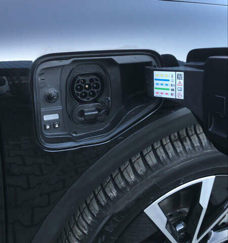 Черный Рено Megane E-Tech, объемом двигателя 0 л и пробегом 107 тыс. км за 17999 $, фото 14 на Automoto.ua