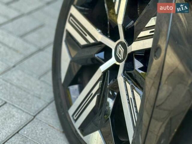 Чорний Рено Megane E-Tech, об'ємом двигуна 0 л та пробігом 4 тис. км за 14500 $, фото 13 на Automoto.ua