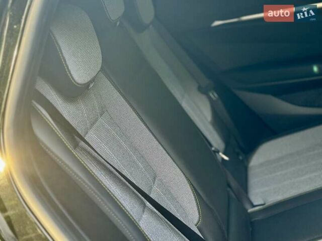 Чорний Рено Megane E-Tech, об'ємом двигуна 0 л та пробігом 4 тис. км за 14500 $, фото 77 на Automoto.ua