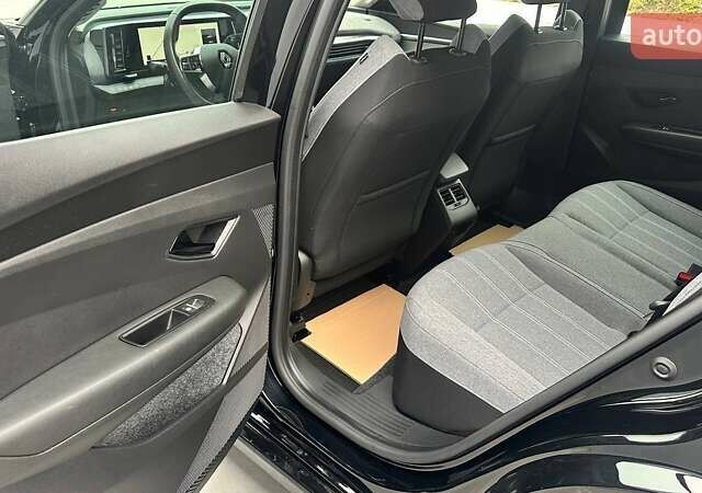 Рено Megane E-Tech 2023 в Дубно на Automoto.ua Черный Рено Megane E-Tech, объемом двигателя 0 л и пробегом 30 тыс. км за 23500 $, фото 16 на Automoto.ua