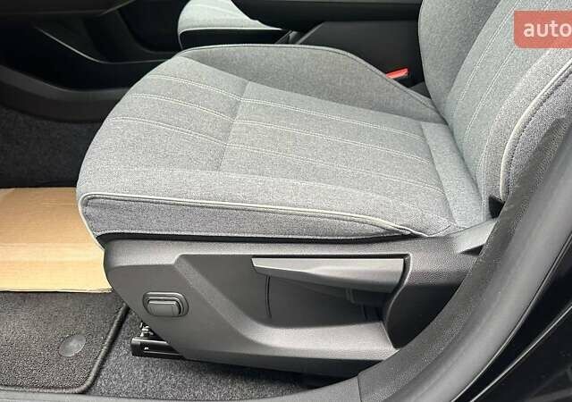 Рено Megane E-Tech 2023 в Дубно на Automoto.ua Черный Рено Megane E-Tech, объемом двигателя 0 л и пробегом 30 тыс. км за 23500 $, фото 8 на Automoto.ua