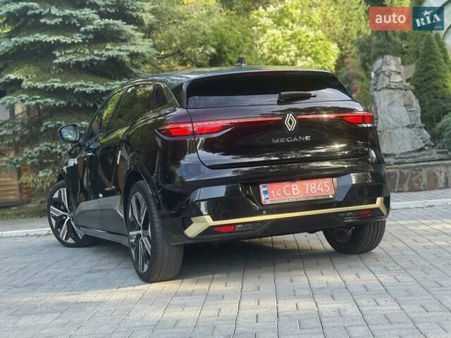 Чорний Рено Megane E-Tech, об'ємом двигуна 0 л та пробігом 4 тис. км за 14500 $, фото 56 на Automoto.ua