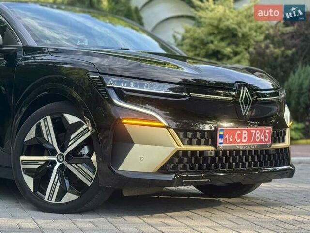 Чорний Рено Megane E-Tech, об'ємом двигуна 0 л та пробігом 4 тис. км за 14500 $, фото 10 на Automoto.ua