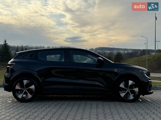 Чорний Рено Megane E-Tech, об'ємом двигуна 0 л та пробігом 143 тис. км за 17400 $, фото 7 на Automoto.ua