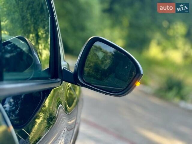 Чорний Рено Megane E-Tech, об'ємом двигуна 0 л та пробігом 4 тис. км за 14500 $, фото 17 на Automoto.ua