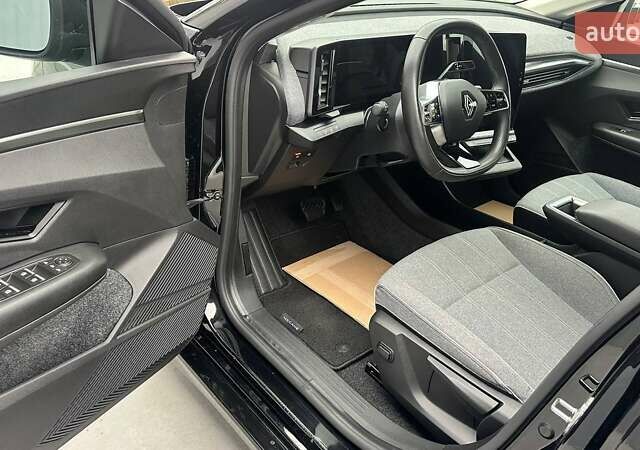 Рено Megane E-Tech 2023 в Дубно на Automoto.ua Черный Рено Megane E-Tech, объемом двигателя 0 л и пробегом 30 тыс. км за 23500 $, фото 7 на Automoto.ua