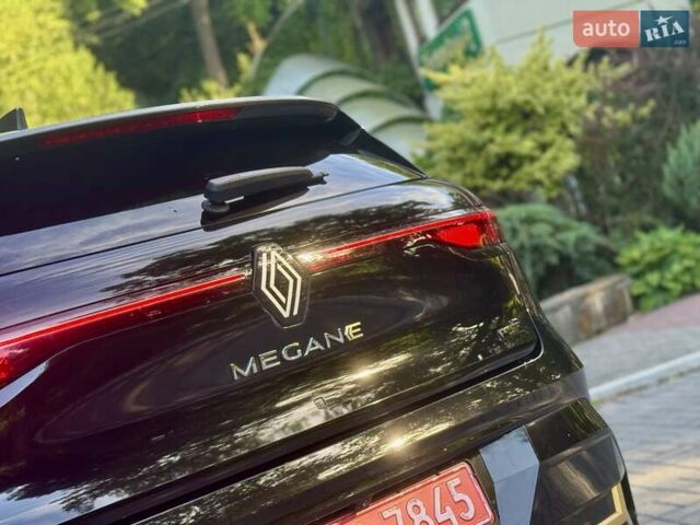 Чорний Рено Megane E-Tech, об'ємом двигуна 0 л та пробігом 4 тис. км за 14500 $, фото 53 на Automoto.ua
