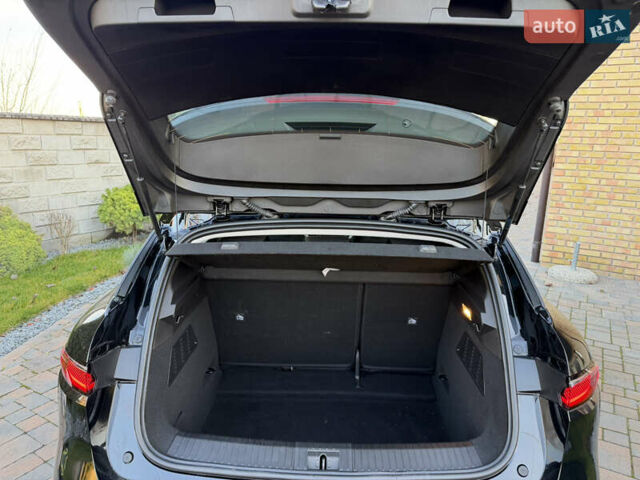 Черный Рено Megane E-Tech, объемом двигателя 0 л и пробегом 4 тыс. км за 22900 $, фото 24 на Automoto.ua