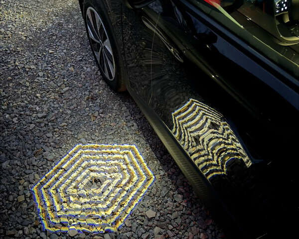 Черный Рено Megane E-Tech, объемом двигателя 0 л и пробегом 4 тыс. км за 22900 $, фото 28 на Automoto.ua