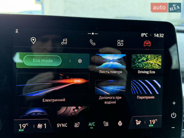 Черный Рено Megane E-Tech, объемом двигателя 0 л и пробегом 4 тыс. км за 22900 $, фото 14 на Automoto.ua