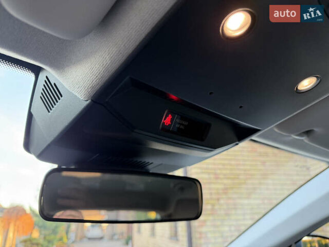 Черный Рено Megane E-Tech, объемом двигателя 0 л и пробегом 4 тыс. км за 22900 $, фото 18 на Automoto.ua