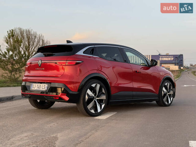 Красный Рено Megane E-Tech, объемом двигателя 0 л и пробегом 49 тыс. км за 23900 $, фото 12 на Automoto.ua