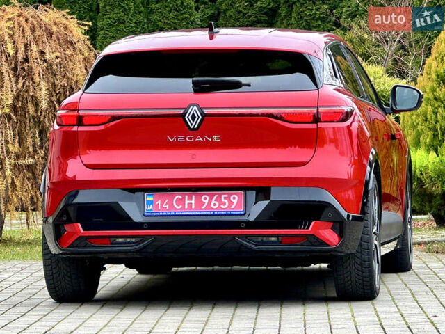Красный Рено Megane E-Tech, объемом двигателя 0 л и пробегом 38 тыс. км за 19995 $, фото 32 на Automoto.ua