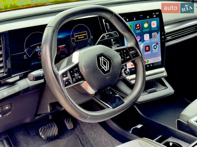 Красный Рено Megane E-Tech, объемом двигателя 0 л и пробегом 38 тыс. км за 19995 $, фото 59 на Automoto.ua