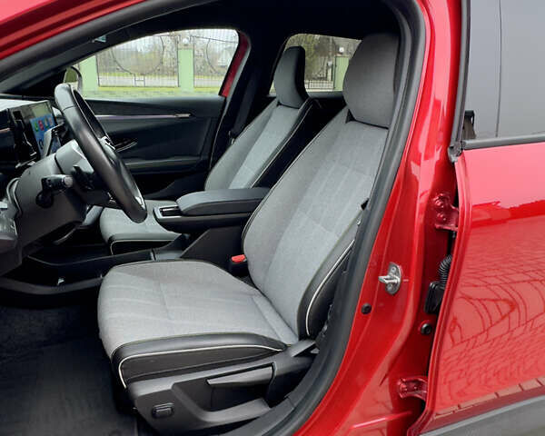 Красный Рено Megane E-Tech, объемом двигателя 0 л и пробегом 38 тыс. км за 19995 $, фото 54 на Automoto.ua