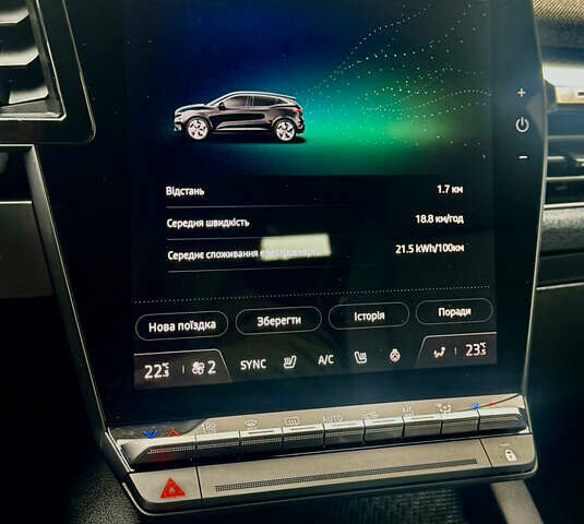 Красный Рено Megane E-Tech, объемом двигателя 0 л и пробегом 38 тыс. км за 19995 $, фото 110 на Automoto.ua