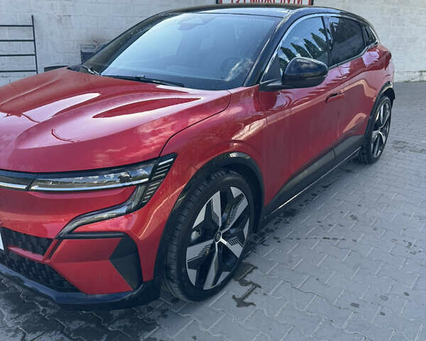 Красный Рено Megane E-Tech, объемом двигателя 0 л и пробегом 3 тыс. км за 26867 $, фото 7 на Automoto.ua