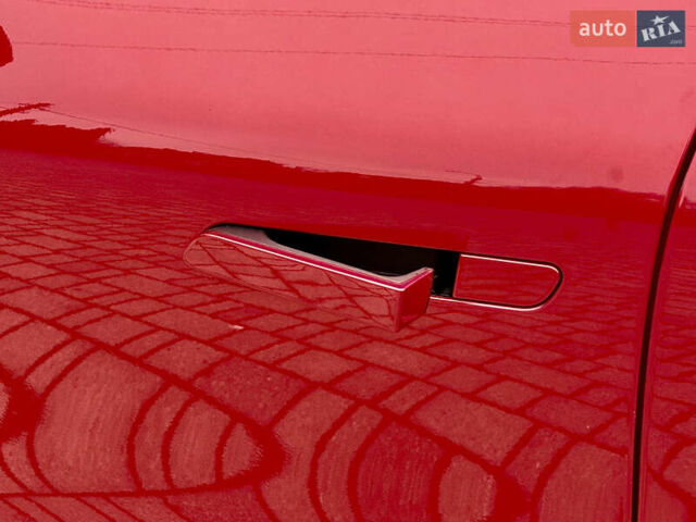 Красный Рено Megane E-Tech, объемом двигателя 0 л и пробегом 38 тыс. км за 19995 $, фото 25 на Automoto.ua