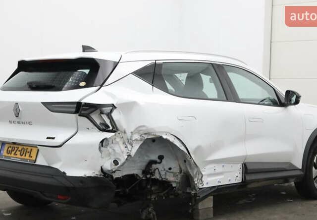 Рено Megane E-Tech, объемом двигателя 0 л и пробегом 30 тыс. км за 21500 $, фото 2 на Automoto.ua