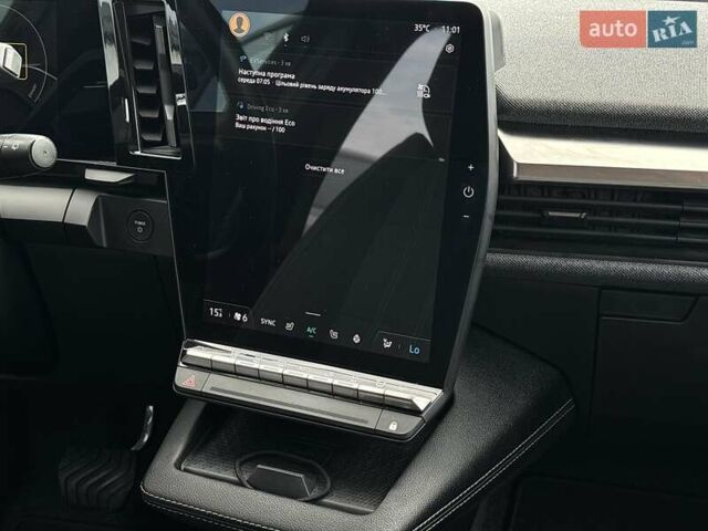 Сірий Рено Megane E-Tech, об'ємом двигуна 0 л та пробігом 134 тис. км за 18450 $, фото 14 на Automoto.ua